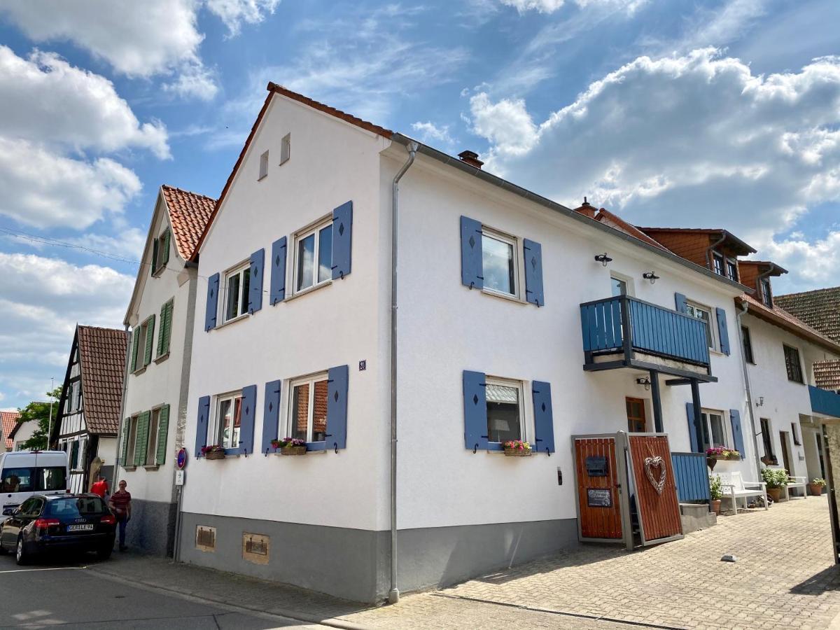 Gästehaus Sellemols Ferienwohnung Küfer Heuchelheim-Klingen Exterior foto
